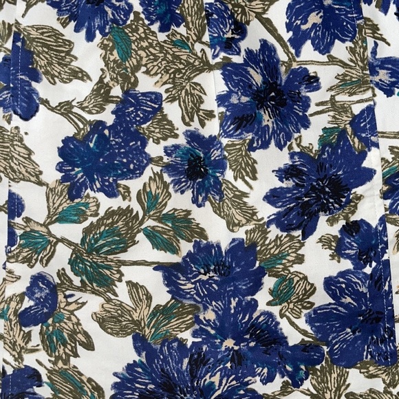 Brooks Brothers Red Fleece Navy Floral Skirt - Picture 5 of 12